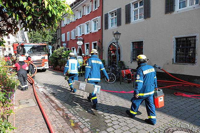 Bild 11: Am Morgen danach: So sieht es nach dem Großbrand in der Zollernstraße aus