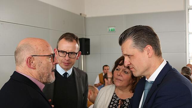 Für Finanzierungen von Straßenbauprojekten sieht es gegenwärtig gut aus, was geht noch künfig in unserer Region? Landesverkehrsminister ...