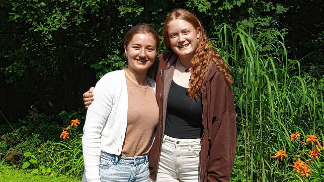 Sina Denz und Salome Thanei wären eigentlich gar nicht hier. Die Freundinnen machen zusammen ein FSJ über den Verein Miteinander Neue ...