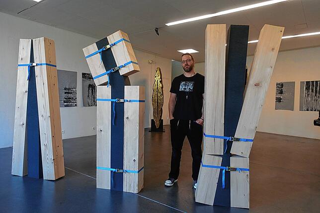 Der Argauer Künstler Roman Sonderegger macht Ende Juni einen Workshop in seiner Ausstellung.
