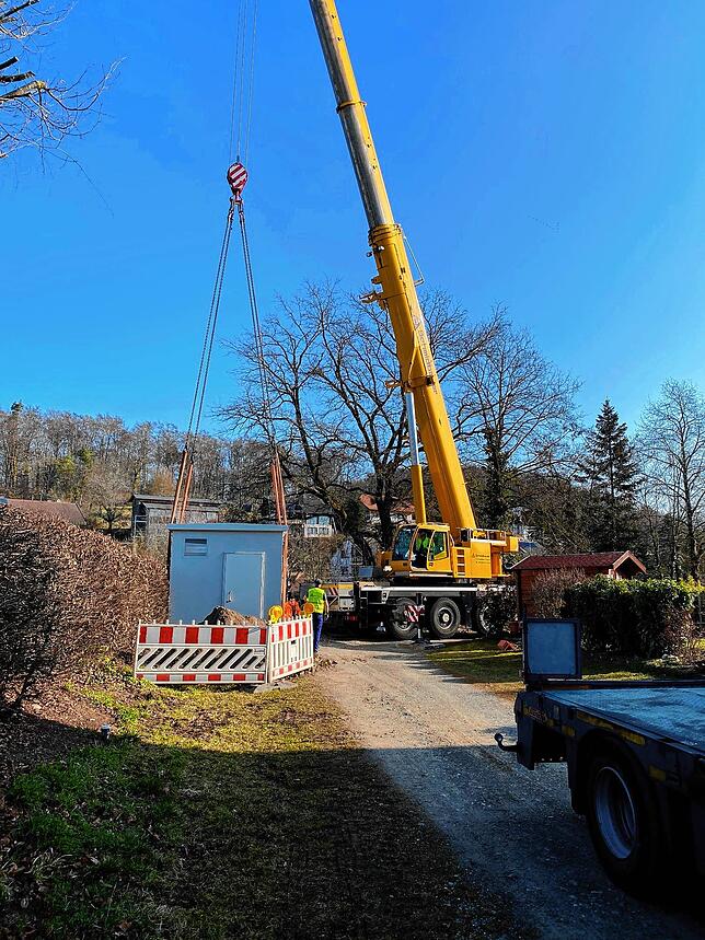 Der Zentralverteiler steht in der Ettenbergstraße am Rande des Bolz- und Spielplatzes Ettenberg.