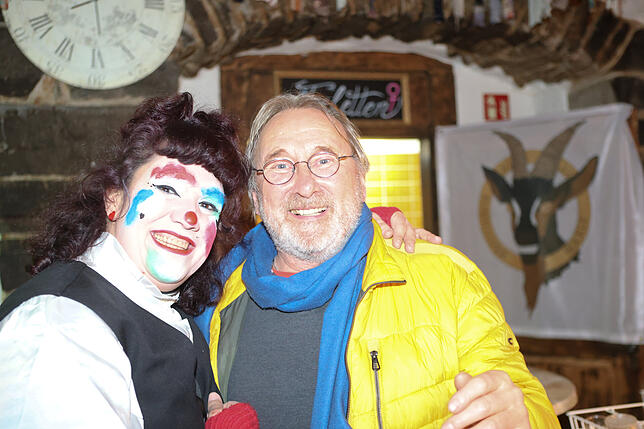 Bild 2: Konstanzer Straßenfasnacht 2025: Die Stimmung ist auch am Fasnachtsfreitag super