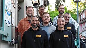 Sie kümmern sich um die Belange der Roli-Guggers (hintere Reihe, von links): Beisitzer Knut Schulz, Beisitzer Markus Leitner und ...
