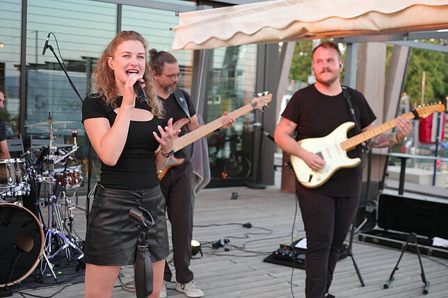 Bild 12: Alle Bilder von Zell on Stage