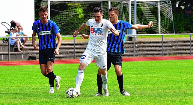 Bild 24: Hier gibt es die Bilder vom 4:1-Sieg des FC Erzingen bei der SG FC Wehr-Brennet