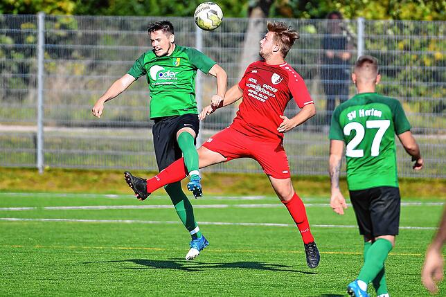 Bild 10: SV Herten setzt sich mit 3:1 gegen den weiter punktlosen FC Schlüchttal durch &ndash; und wir haben die Bilder!