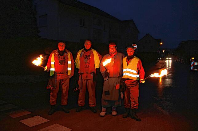 Bild 11: Fasnacht 2025: So lebendig war der Wecken in Tiengen am Schnutzigen Donnerstag - Die besten Bilder!