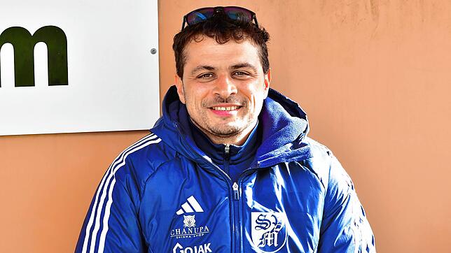 Neue Aufgabe: Giuseppe Stabile (45) wird ab 1. Juli als neuer Trainer beim FC Tiengen 08 tätig sein. Er war bis vergangenen Sommer beim ...