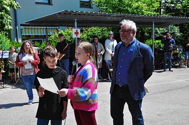 Bild 4: Bilder vom Sponsorenlauf der Grundschule Leimbach