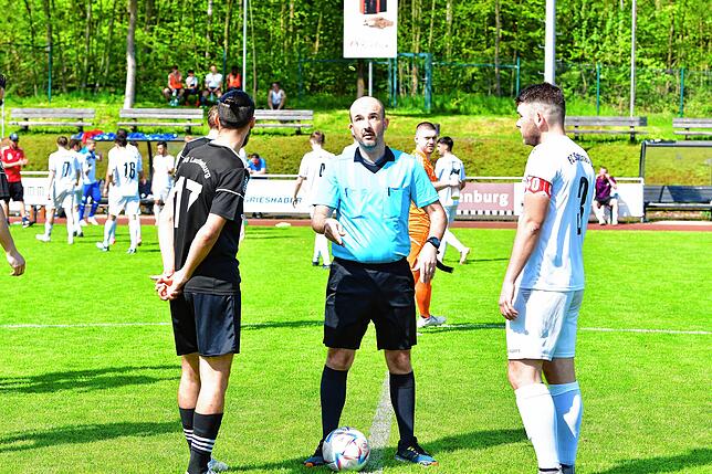 Bild 3: FC Schönau siegt 3:1 bei der U23 des SV 08 Laufenburg – und wir haben Bilder!