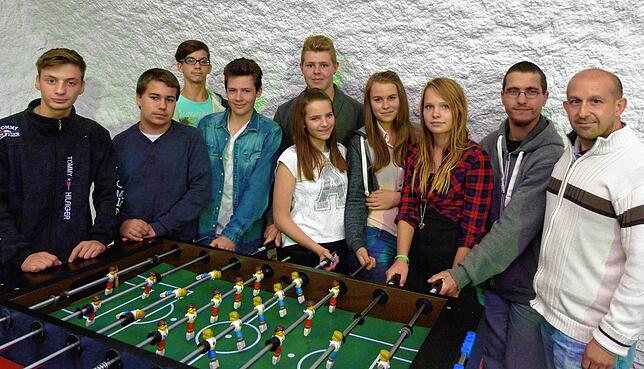 2015: Das damalige Jugendhausteam in Hüfingen, von links: Emre Hasbolat, Robin Katzinger, Romeo Minkel, Joshua Holm, Chantal Gryga, ...