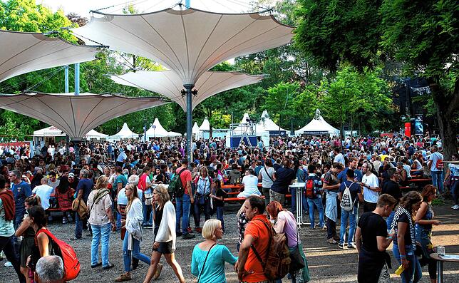 Der Konstanzer Stadtgarten während des Seenachtfests 2019, als die Veranstaltung zum bisher letzten Mal stattfand.