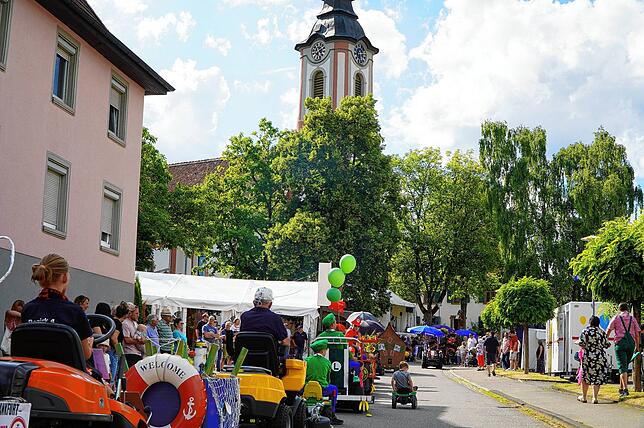 Bild 26: Das Dorffest in Tengen-Watterdingen ist eröffnet