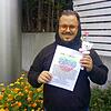 Der Villingen-Schwenninger Nicola Schurr kommt mit Teddy zum Flashmob. Bild: privat