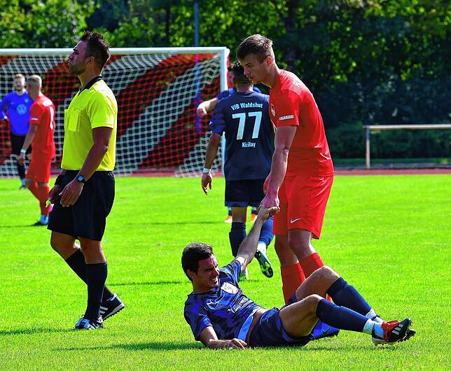 Bild 28: VfB Waldshut gewinnt das Derby beim FC Tiengen 08 mit 3:1 &ndash; und wir haben Bilder!