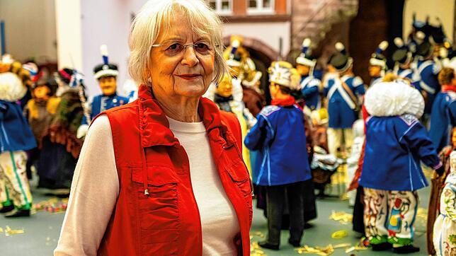 Ingeborg Jaag ist die Schöpferin der faszinierenden, weil sehr detailreichen und höchst individuellen Puppen, die die Villinger ...