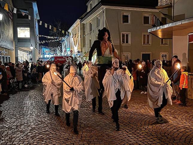 Bild 23: Unglaubliche Bilder: Der Böög geht in Bad Säckingen in Flammen auf!