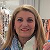 Oben ohne (von links): Kundin Melanie Ehrat, Alba Pisano, Inhaberin der Boutique Domino Moden, und Toni Vassalli freuen sich, dass die ...