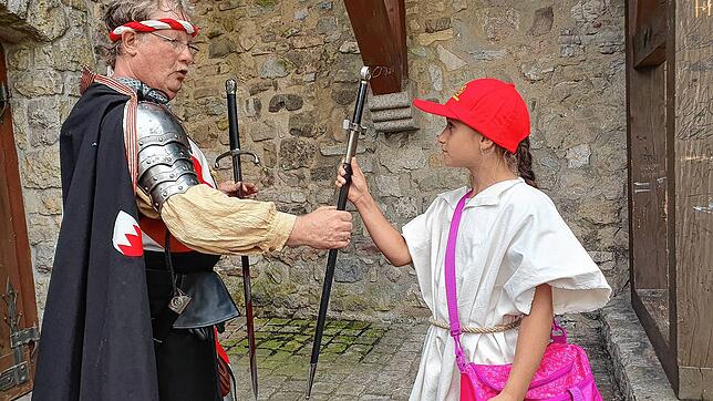 Im vergangenen Jahr ging es mit der Siedlergemeinschaft und Ritter Alwig von Sulz (Ronald Landwehr) zu einer spannenden Stadtführung ...