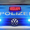 Ein 26-jähriger Mann steht unter Verdacht, für mehrere Straftaten verantwortlich zu sein. Wie die Polizei mitteilt, wurde er bei einem ...