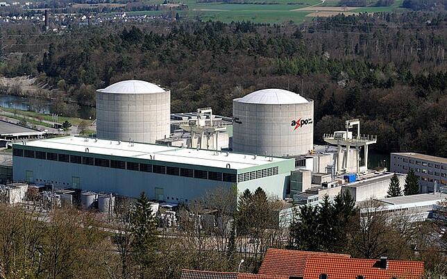 Die beiden Reaktoren des Schweizer Kernkraftwerks Beznau nahe von Waldshut sind seit 1969 und 1971 in Betrieb.
