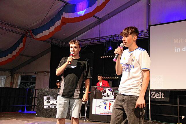 Bild 23: Die schönsten Bilder des Chilbi-Karaoke