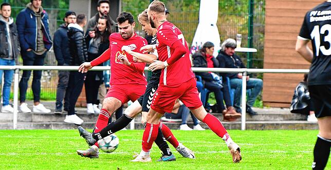 Bild 12: FV Lörrach-Brombach U23 siegt mit 3:1 beim FC Wallbach &ndash; und hier gibt&lsquo;s Bilder!