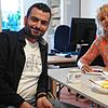 Hannan Kadrow im Gespräch mit SÜDKURIER-Mitarbeiterin Melanie Mickley. Seit Januar 2024 leitet er die Gemeinschaftsunterkunft für ...
