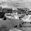 Großbaustelle Klinikum: Insgesamt 460 Betten waren 1975 vorgesehen. Die Geschossfläche entsprach mit 44.600 Quadratmetern in etwa der ...