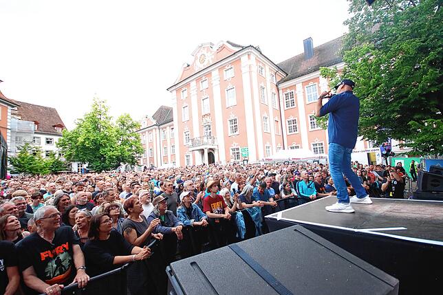 Bild 30: Fury sorgt für ausverkauften Auftakt der Meersburg Open Airs
