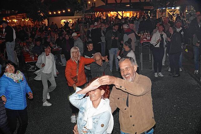 Bild 23: Bilder vom Auftakt des Weinfests in Bermatingen