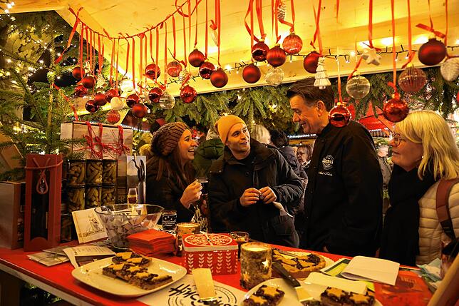 Bild 27: Hincooker Andi Schuler backt für Konstanzer Tafel - alle Bilder