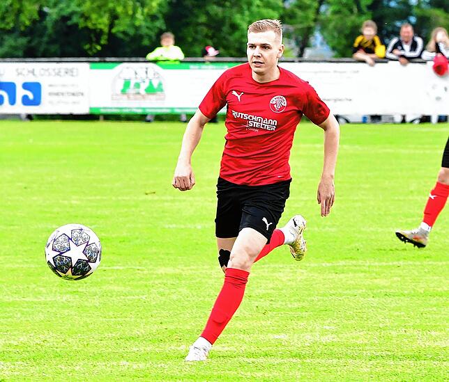 Neue Aufgabe: Nico Maier hat den Aufsteiger FC Hochrhein verlassen und spielt künftig unter seinem früheren Trainer Philip Brandl beim ...