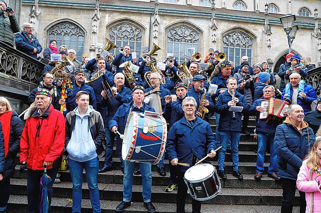 Bild 16: Überlingen: Einschnellen der Fasnet am Dreikönigstag