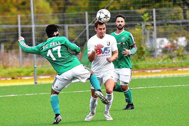 Bild 3: FC Erzingen gewinnt das Spitzenspiel mit 5:3 beim FC Zell &ndash; und wir haben Bilder!