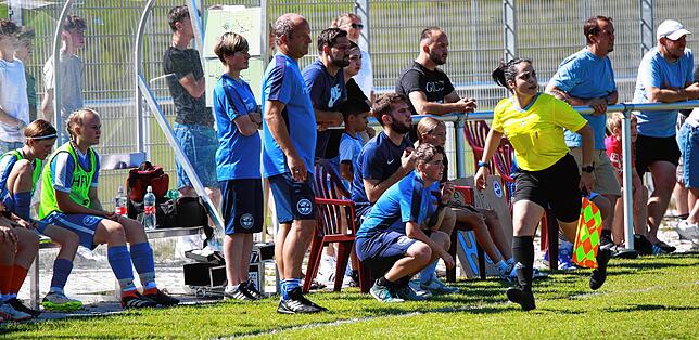 Bild 24: Unsere große Bildergalerie zum DFB-Pokal-Spiel der U17-Juniorinnen des Hegauer FV