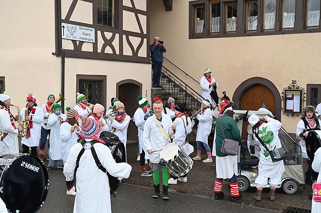 Bild 32: So schön war der Schmutzige Donnerstag in Lauchringen - Die schönsten Narren-Bilder des Tages!