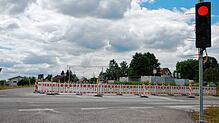 Adelhausen ist derzeit eine große Baustelle. Hier der hintere Ortsausgang, wo ein Radweg entsteht. Foto: Petra Wunderle