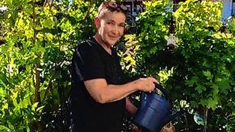 Michaela Berthold-Sieber, Vorsitzende des Obst- und Gartenbauverbands Hochrhein, gibt Tipps zum Gießen.