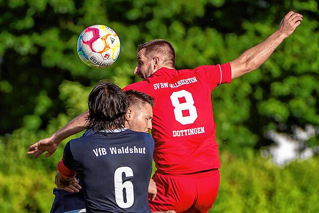 Bild 28: VfB Waldshut verliert gegen den SV RW Ballrechten-Dottingen mit 1:3 &ndash; wir haben Bilder!