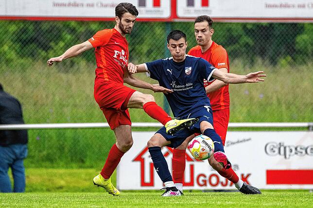 Bild 10: VfB Waldshut behält die Nerven am Elfmeterpunkt im Pokalfinale gegen FC Tiengen 08 &ndash; hier Fotos!