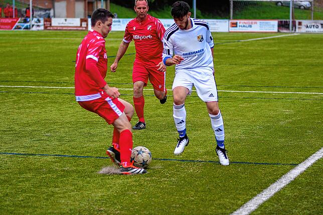 Bild 5: SG Weilheim/Gurtweil siegt 5:1 gegen den SV 08 Laufenburg II – und wir haben Bilder!