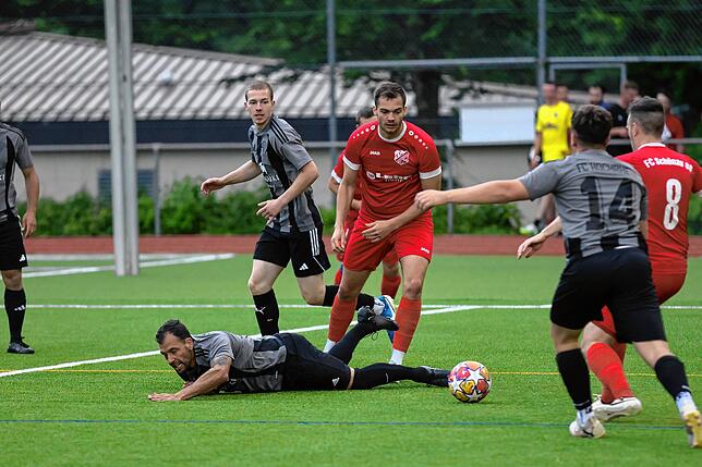 Bild 10: FC Schönau besiegt den FC Hochrhein mit 4:0 – und wir haben Fotos!