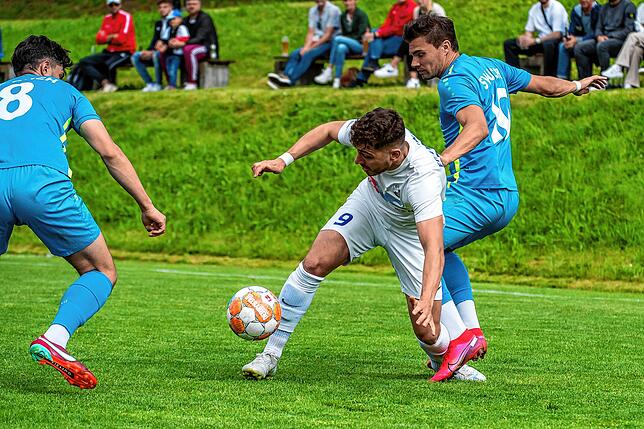 Bild 23: SV Buch düpiert den FC Erzingen und nimmt beim 2:1-Sieg die Punkte mit &ndash; und wir haben Bilder!