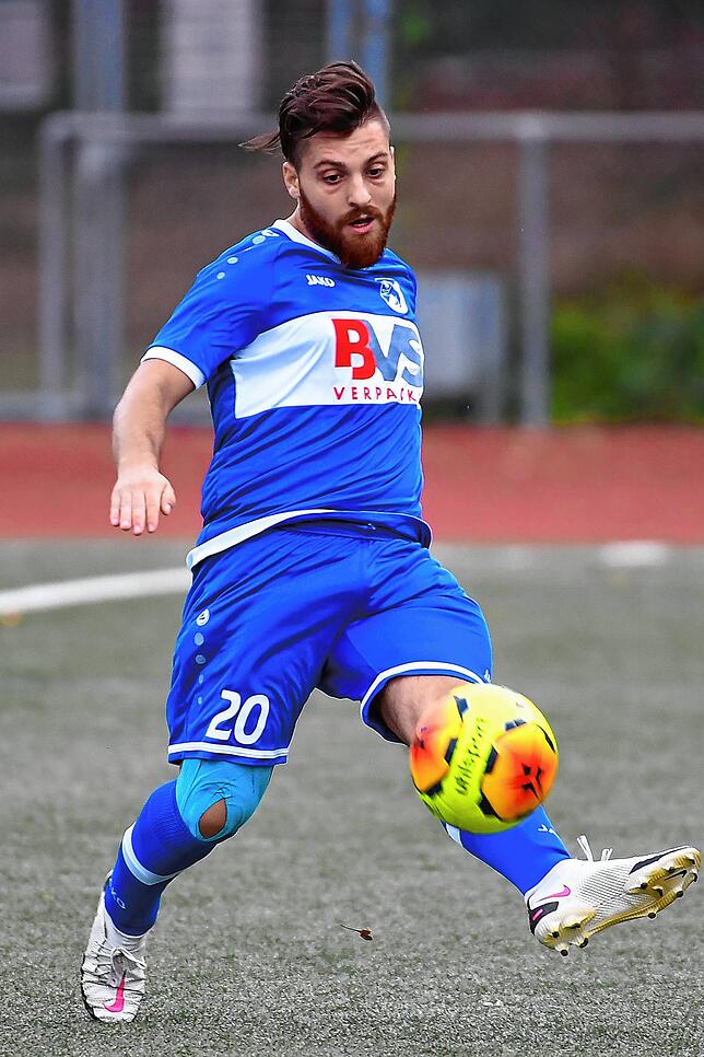 Bild 7: FC Schönau stoppt Siegesserie des FC Erzingen mit 3:2 &ndash; und wir haben die Bilder!