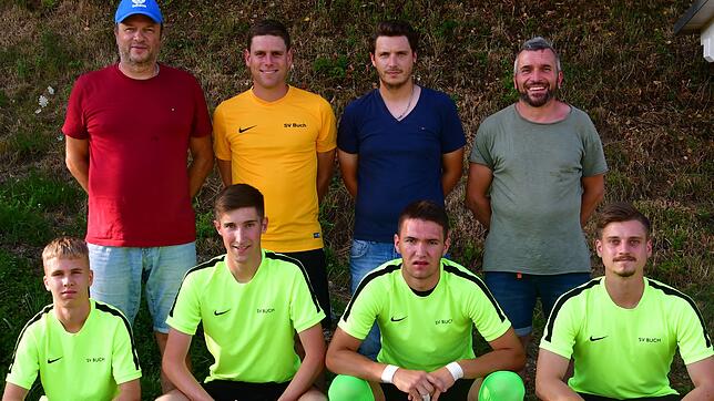 Umbruch beim SV Buch: Trainer Michael Hägele, Spielleiter Denys Martini, Teammanager Matthias Mendel und Co-Trainer Daniel Delfino ...