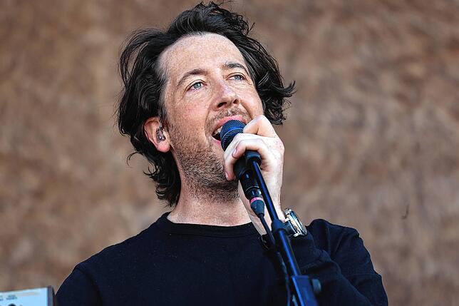 Bild 8: The Wombats in Neuhausen: Die besten Bilder vom Southside-Auftritt der Indie-Rocker