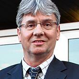 Hauptamtsleiter Klaus Schiele koordiniert im Markdorfer Rathaus die Vorarbeiten für den Bürgerentscheid zur Südumfahrung. Aktuell werden ...