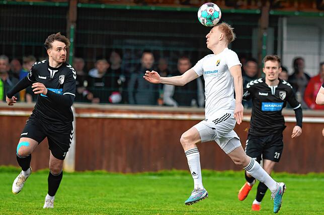Bild 39: SV 08 Laufenburg verliert bei Spitzenreiter VfR Hausen mit 0:2 &ndash; und wir haben Bilder!