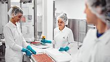 Vetter-Fertigung am Ravensburger Stammsitz. Bis 2030 soll die Belegschaft auf 7500 Mitarbeiter anwachsen – der Großteil davon in der ...